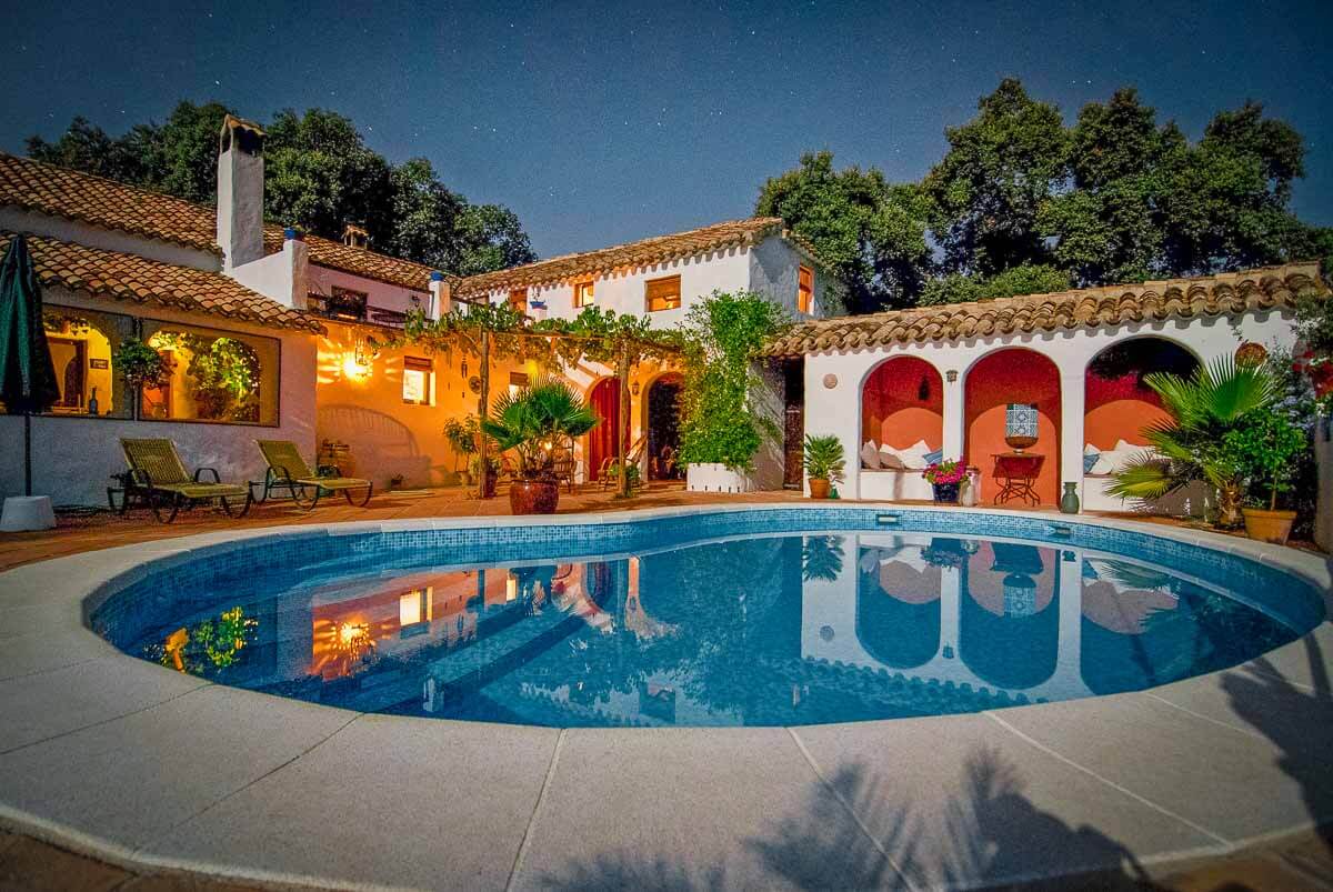 33米国の驚くべきairbnb邸宅（可用性）