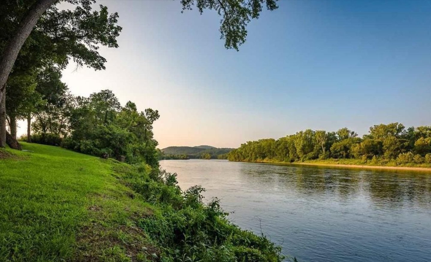 アーカンソーで最も見事な13のキャビンは賃貸しています