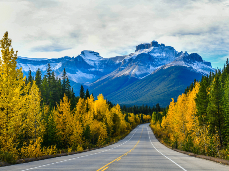 10月に旅行する11顎を落とす場所あなたは存在するとは信じられません