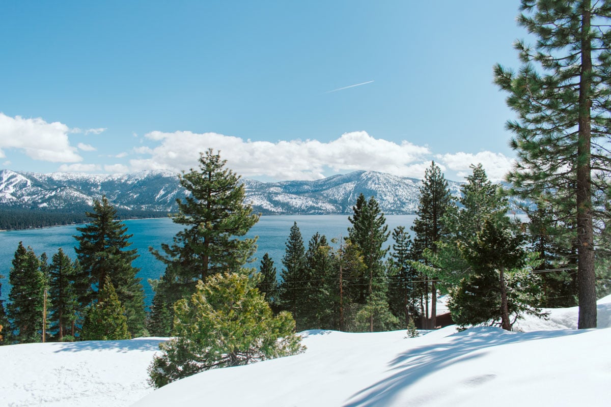 タホ湖の初めての冬の12の最高のアトラクションと体験