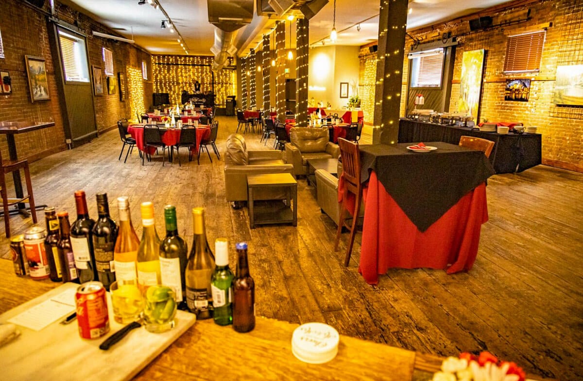 コロラドスプリングスの23の楽しくユニークなレストラン（＃7をお見逃しなく）