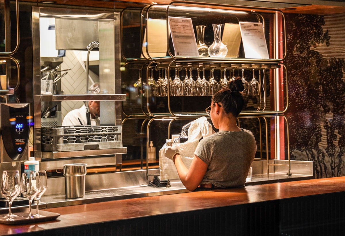 トロントの27のクールでユニークなレストラン(食通体験)