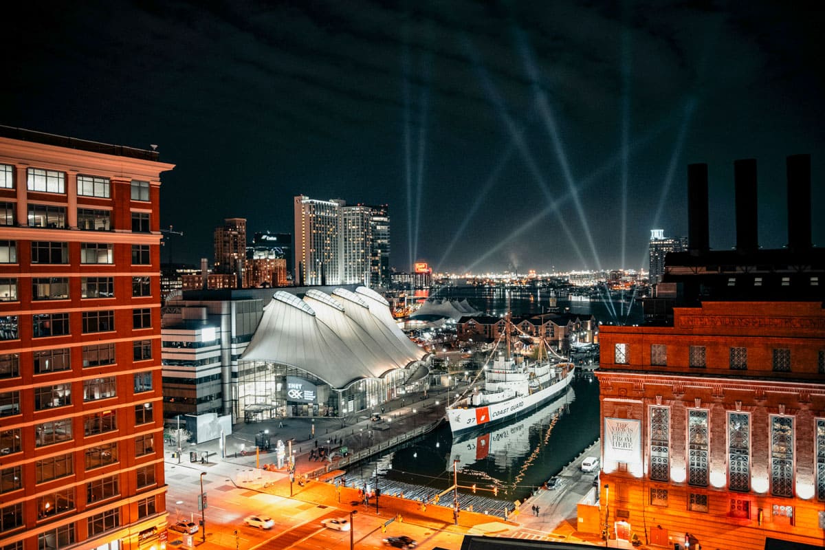 夜のボルチモアでやるべき12の非現実的なこと(地元の秘密!)