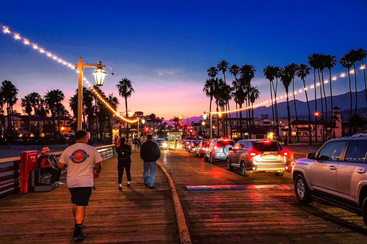 夜のサンタバーバラでやるべきこと（海の景色とワイン！）