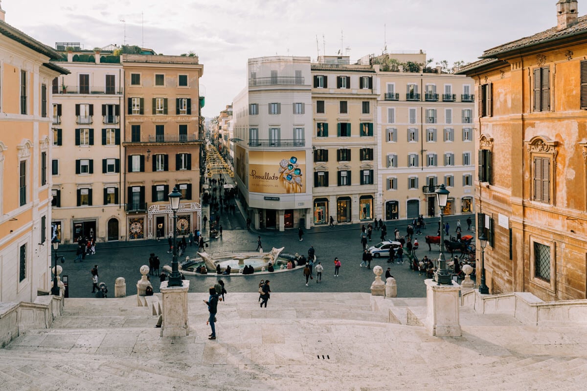 この冬（2026年）ヨーロッパで訪れるのに最適な12の暖かい場所