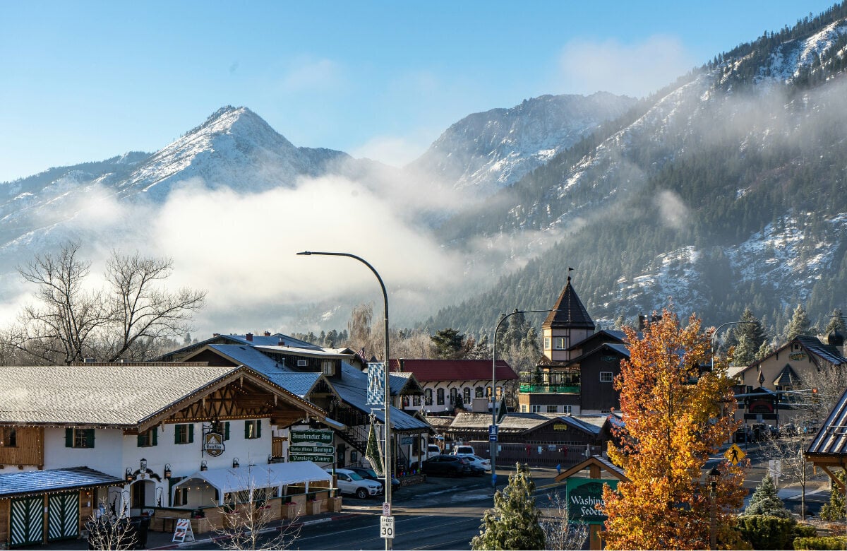 なぜ大西洋を飛ぶのですか?これらの13の米国の町はヨーロッパのように感じます