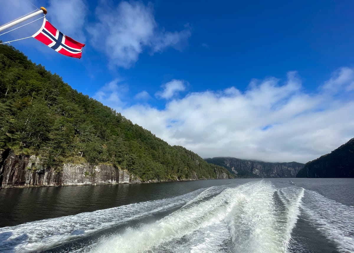 ベルゲンからのモストラウメンフィヨルドツアーはそれだけの価値がありますか？ （2024）