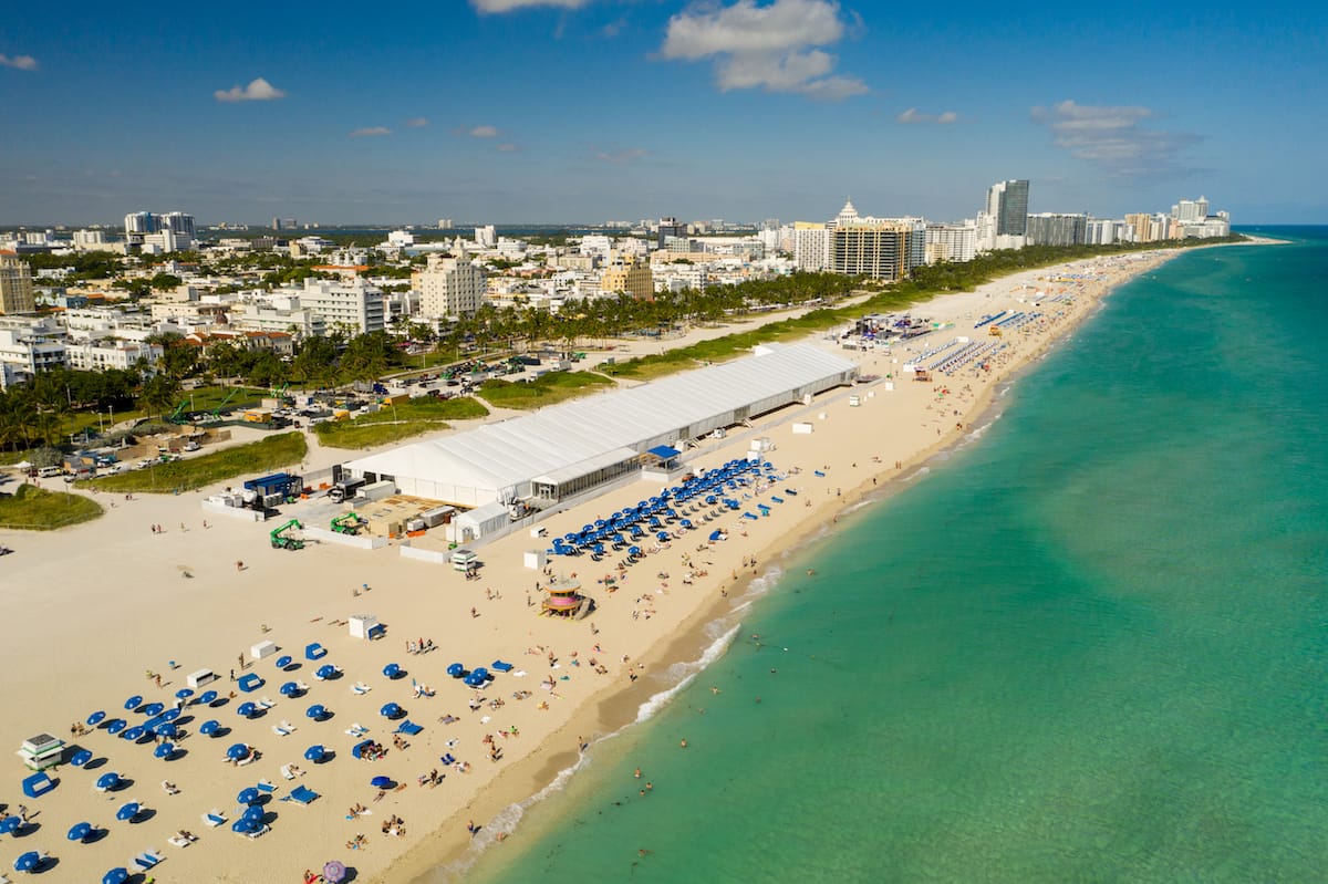 1月に米国で訪れる25の顎を落とす場所