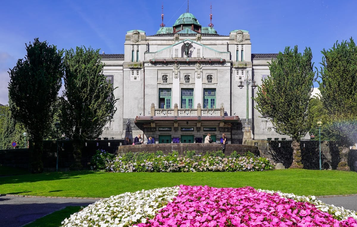 ノルウェーのベルゲンを訪れるのに最適な時期（月ごとのガイド）