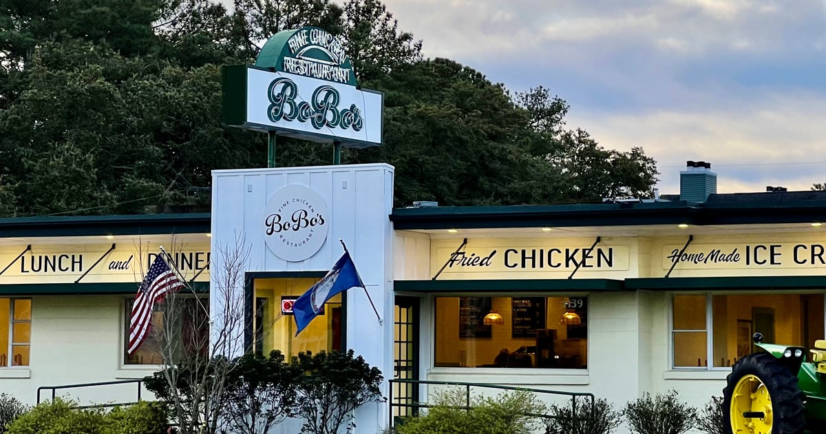 7バージニア州のナンセンスなフライドチキンスポットは、地元の人々が十分に手に入れることができません