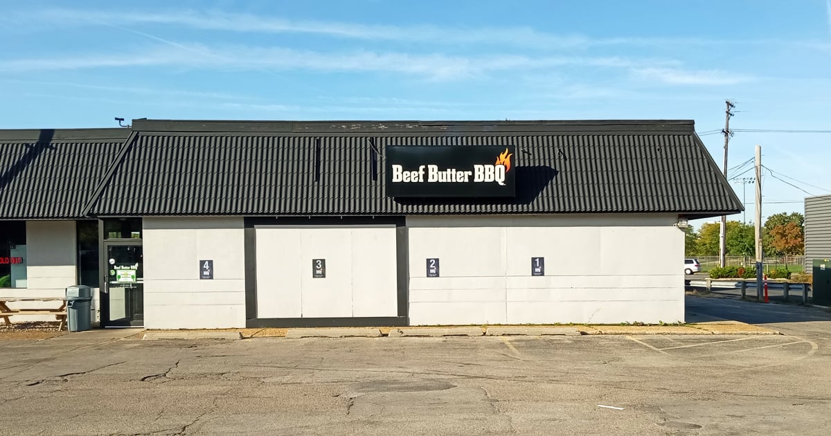 ウィスコンシンのこのバーベキューレストランでの豚肉はとても良いです、それは独自のファンクラブに値します