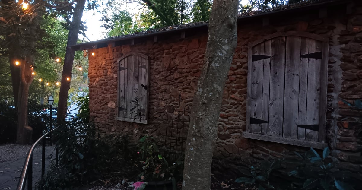 サウスカロライナの歴史的なステーキハウス地元の人々は、州の最高のプライムリブを持っていると誓います