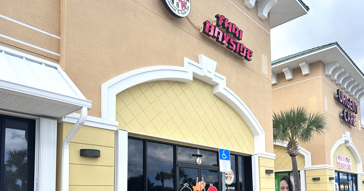 フロリダのこの飾り気のないタイ料理レストランでは、今まで味わったことのない最高のクラブラングーンを提供しています