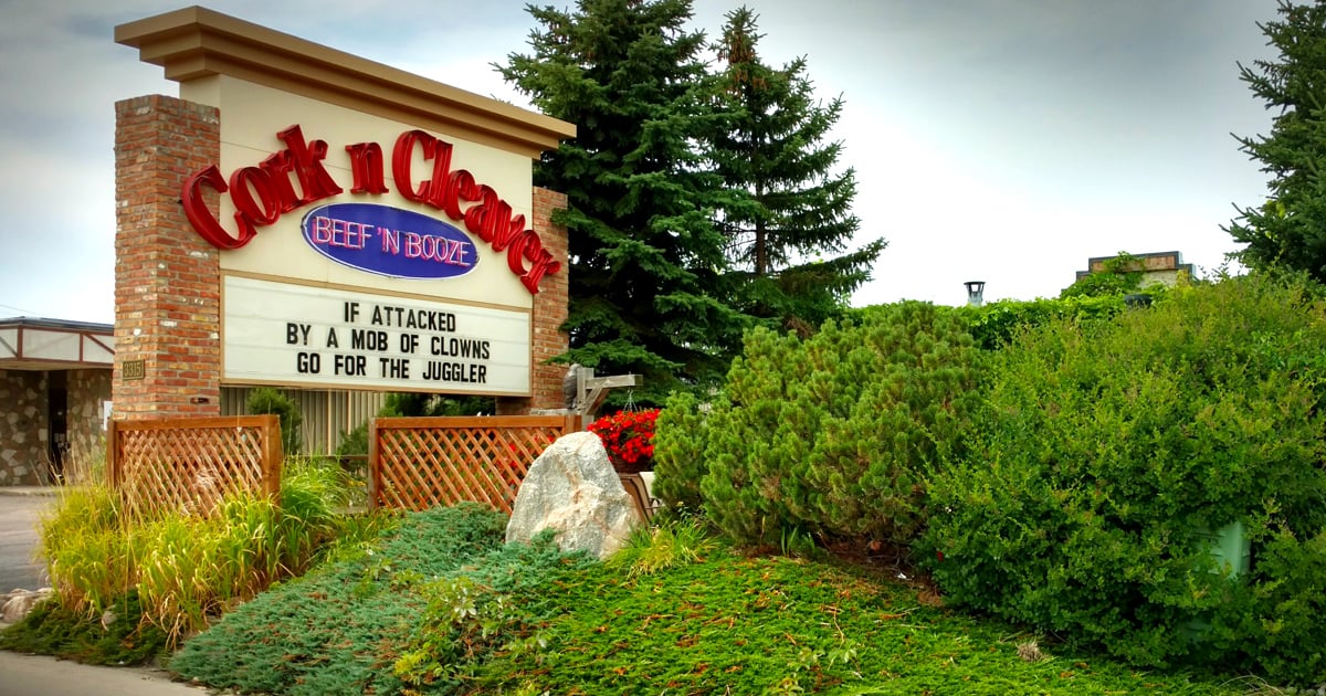 ノースダコタ州のこのクラシックなステーキハウスでは、人生最高のフィレミニョンを提供します