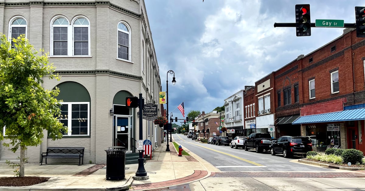 ストレスフリーな週末旅行に最適なテネシー州の魅力的な町 10 選