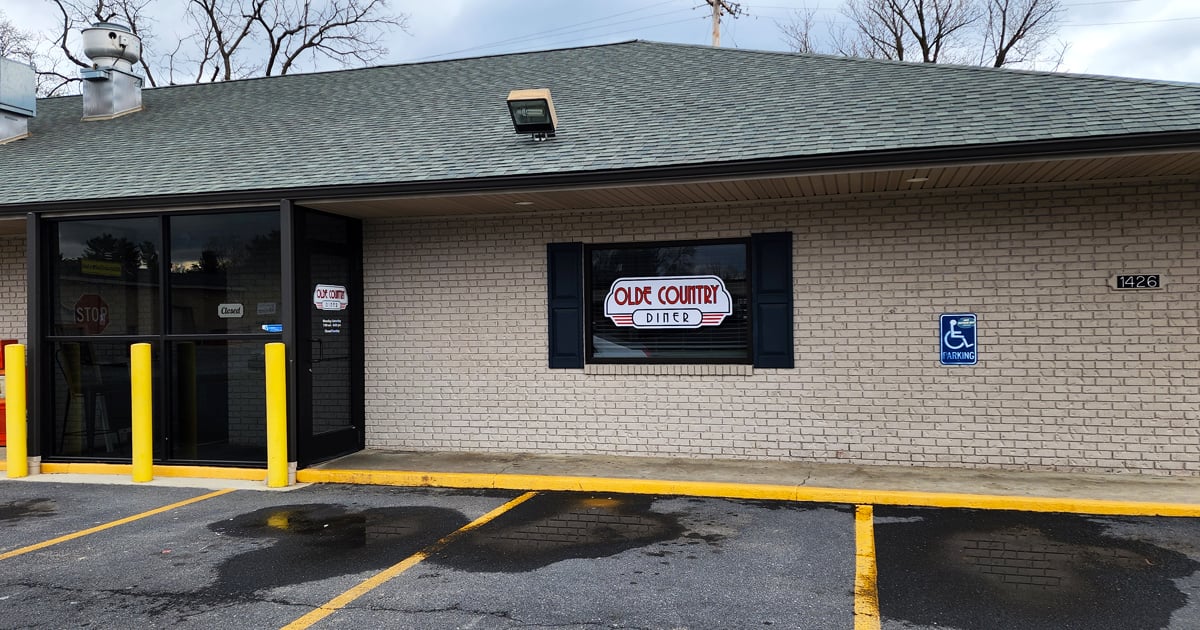 ウェストバージニア州のこのレストランのフライド チキンはとても美味しく、一週間夢に出てくるほどです