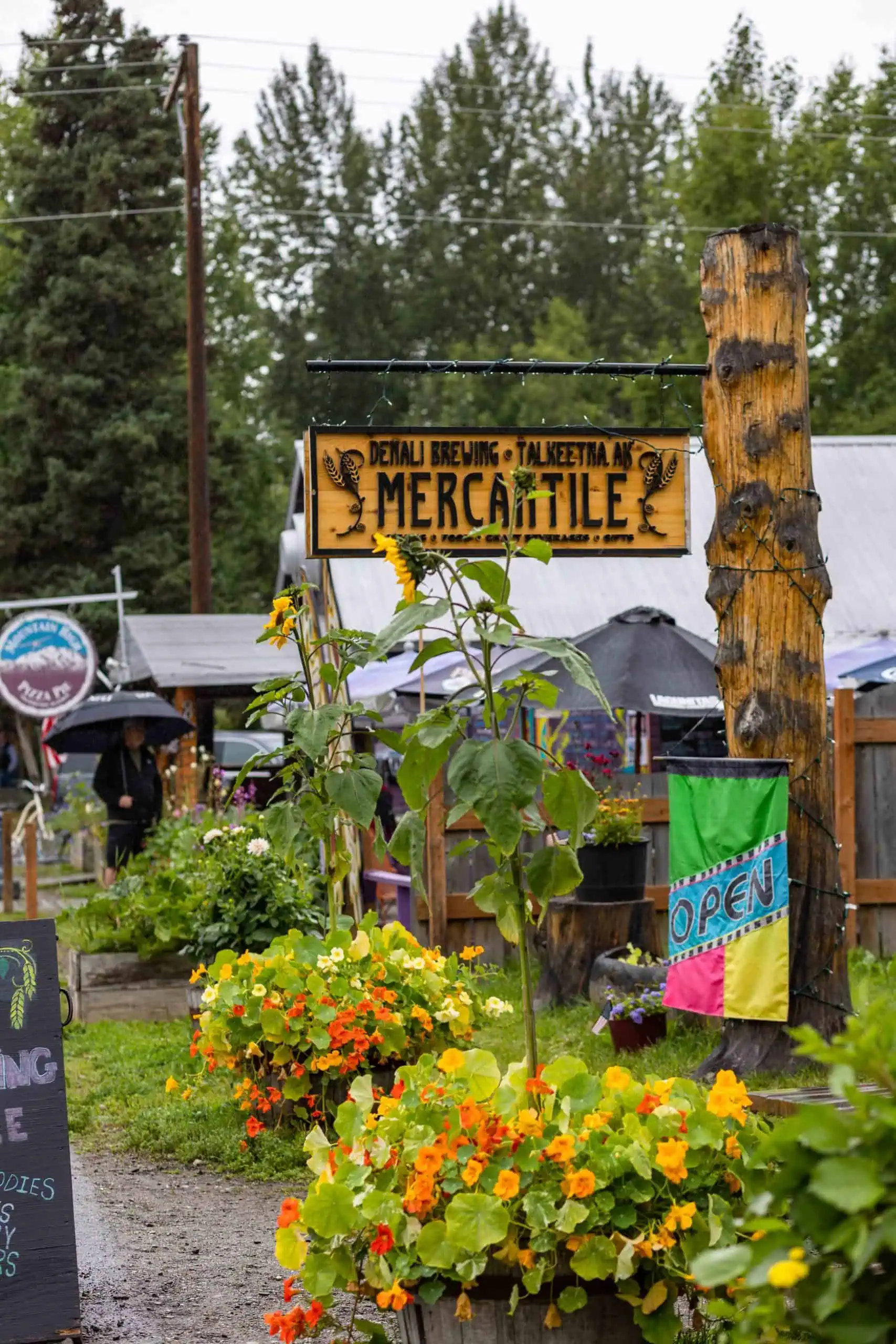 アラスカでロードシステムで（地元から）15の最高の小さな町