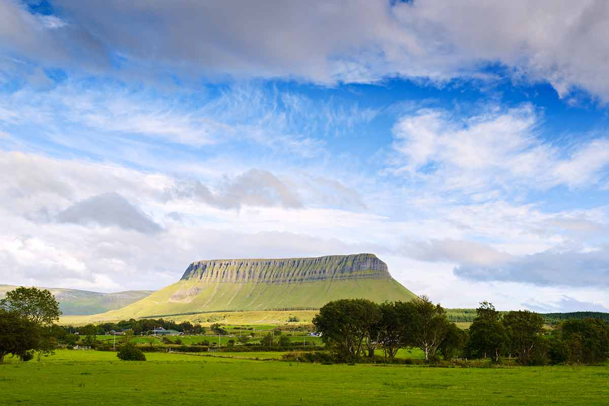 城から崖まで：アイルランドで最も見事なランドマークが明らかになりました！