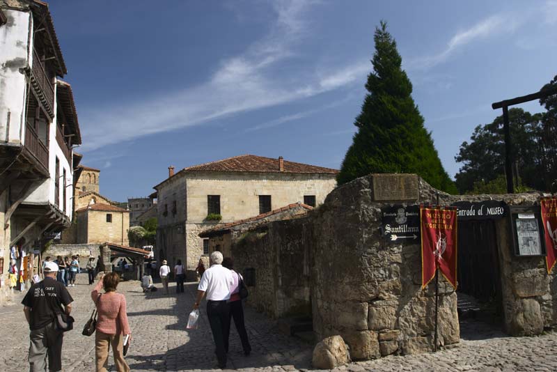 タイムトラベルのように感じるSantillanaDel Marでやるべき20のこと