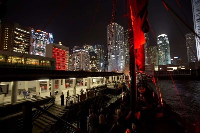 この壮大な香港の旅程は、できるだけ早くフライトを予約したいと思うようになります