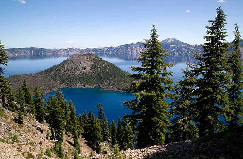 オレゴンのワイルドサイドを探索：11顎を落とす国立公園を見逃すことはできません！