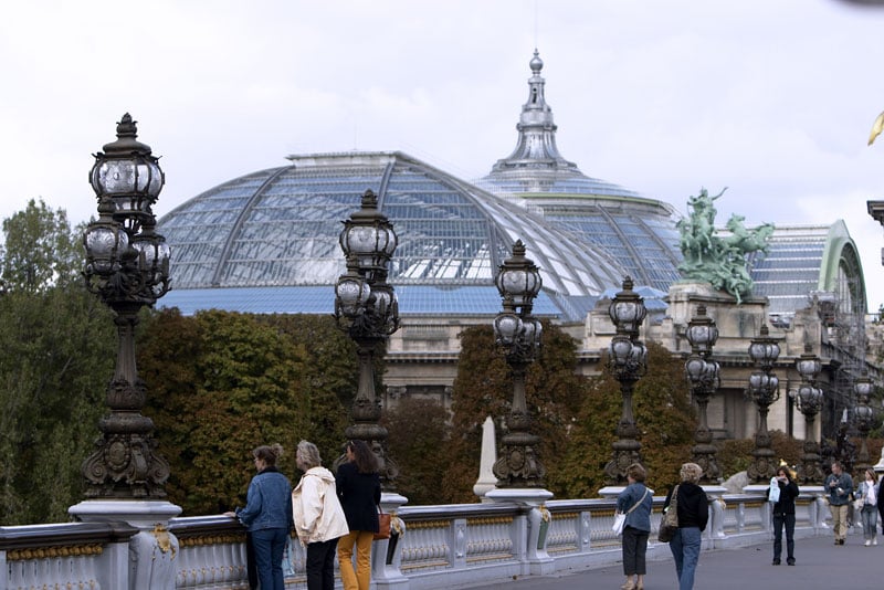 私は旅程を捨ててパリで迷子になりました