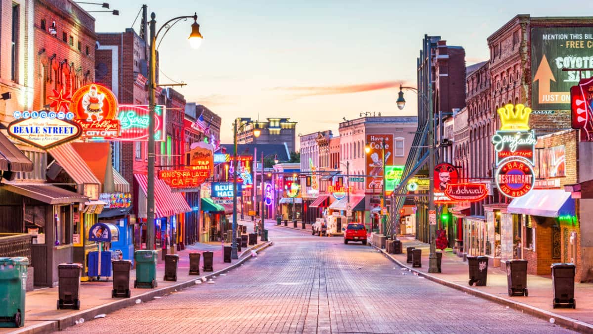 テネシー州で行うべき33の本質的なこと（地元の）