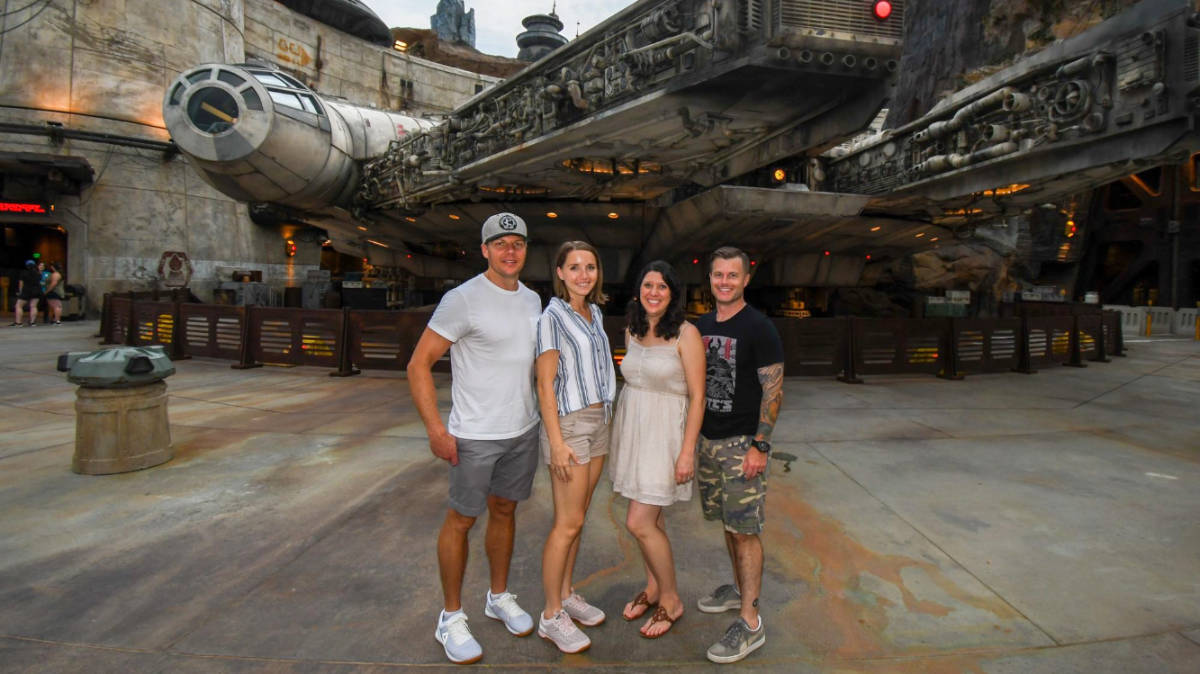 ディズニーワールドに何を着るか（地元の）