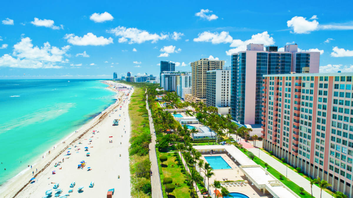 マイアミビーチは春のブレーカーにバイラルビデオに近づかないように言います