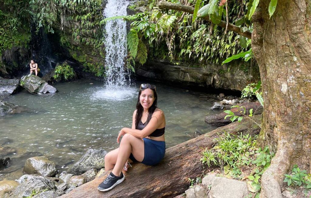 エルユンケ国有林（訪問のための地元のガイド）