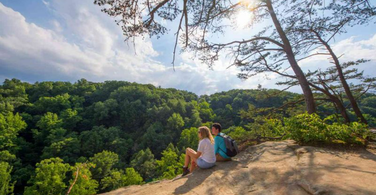 中西部での豪華な休暇のための隠された旅行の宝石