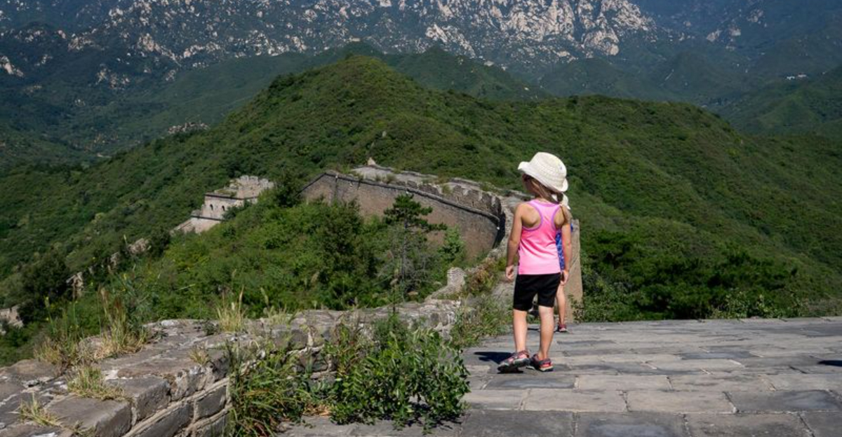 10の象徴的な観光名所すべての子供が成長する前に見るべきです