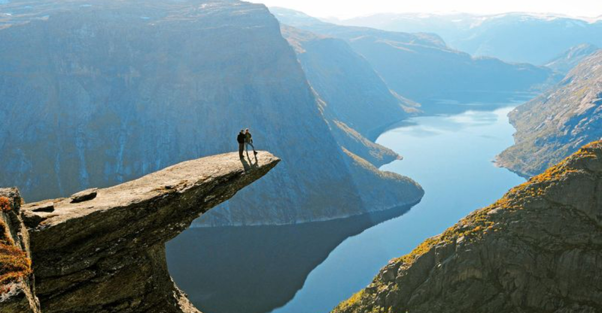 13忘れられないハイキングの目的地を探索する