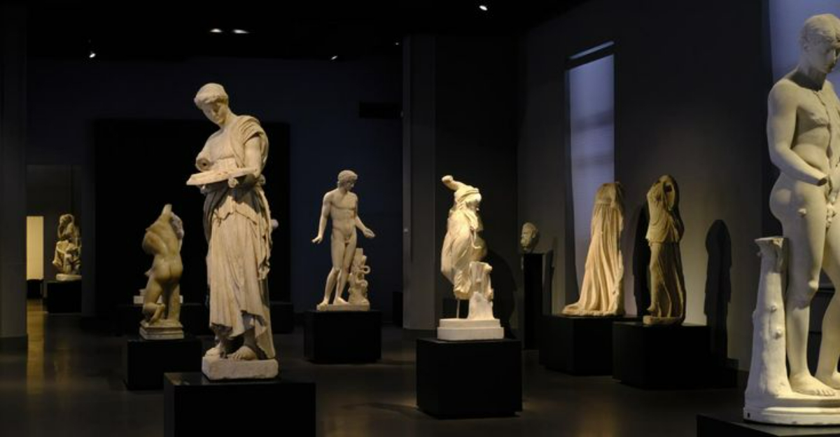 私はローマから来ました。コロッセオとバチカンの代わりに、これらの過小評価されていない、混雑していない記念碑を訪れます