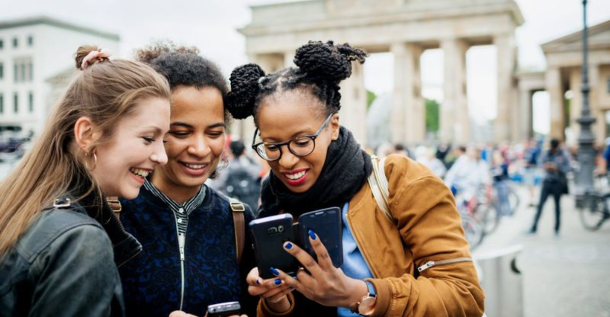 私は94か国を訪問しました。旅行中は、私はいつもこれらの8つのお金を節約するヒントに従います。