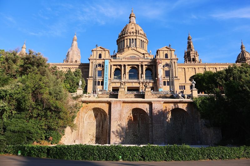 ラサグラダファミリア以外に見えるバルセロナの14の素晴らしい場所