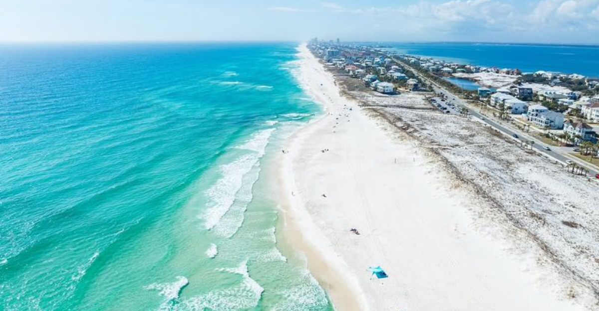 実際に別荘を買う余裕がある13のビーチタウン