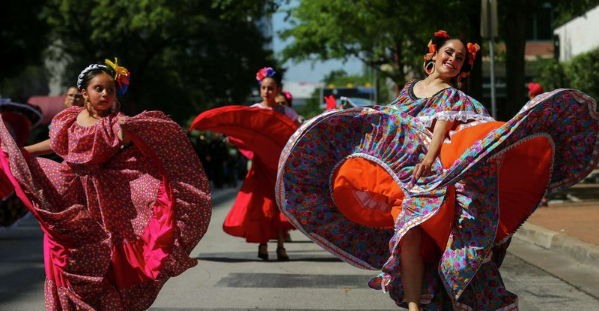 シンコ・デ・マヨを地元のように祝うために米国で最高の都市
