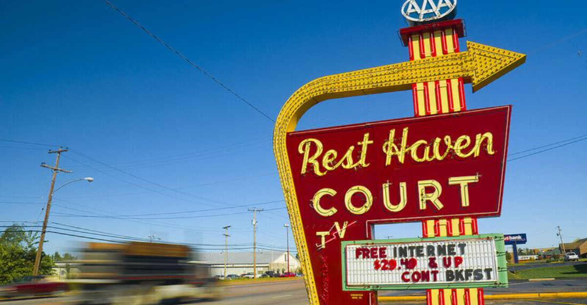 ルート66に沿った15のクラシックモーテルは、時間をさかのぼって一歩のように感じます