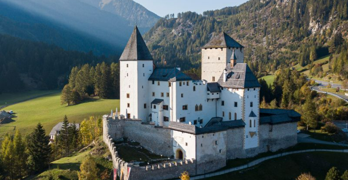 オーストリアの15の魅惑的な村は、おとぎ話のように感じます（ただし群衆なし）