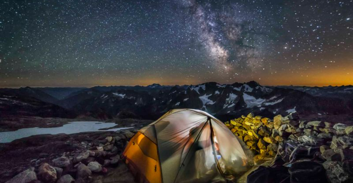 あなたが星の下で一人でキャンプできる15の秘密の自然スポット