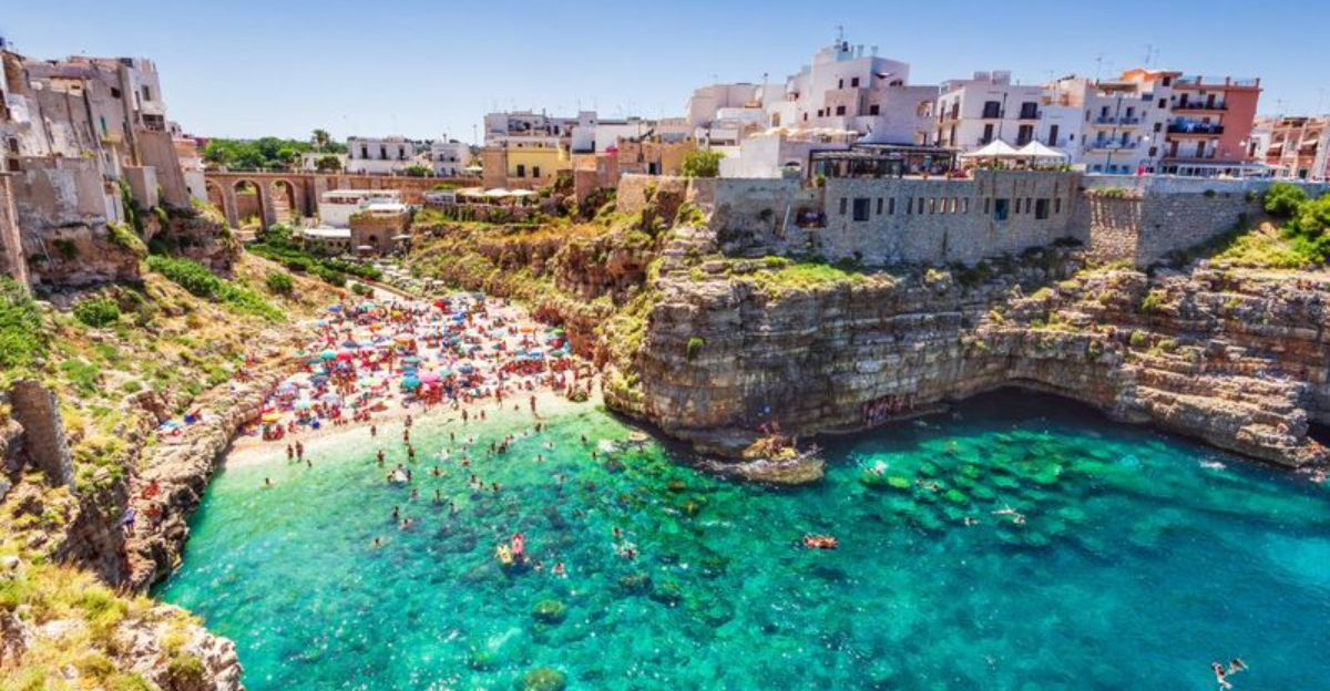 秘密のように感じる22の隠されたビーチの村