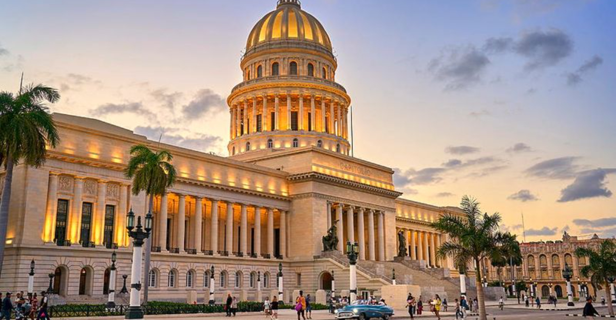 ハバナへのレトロガイド:キューバの25の最高の保存されたビンテージ体験