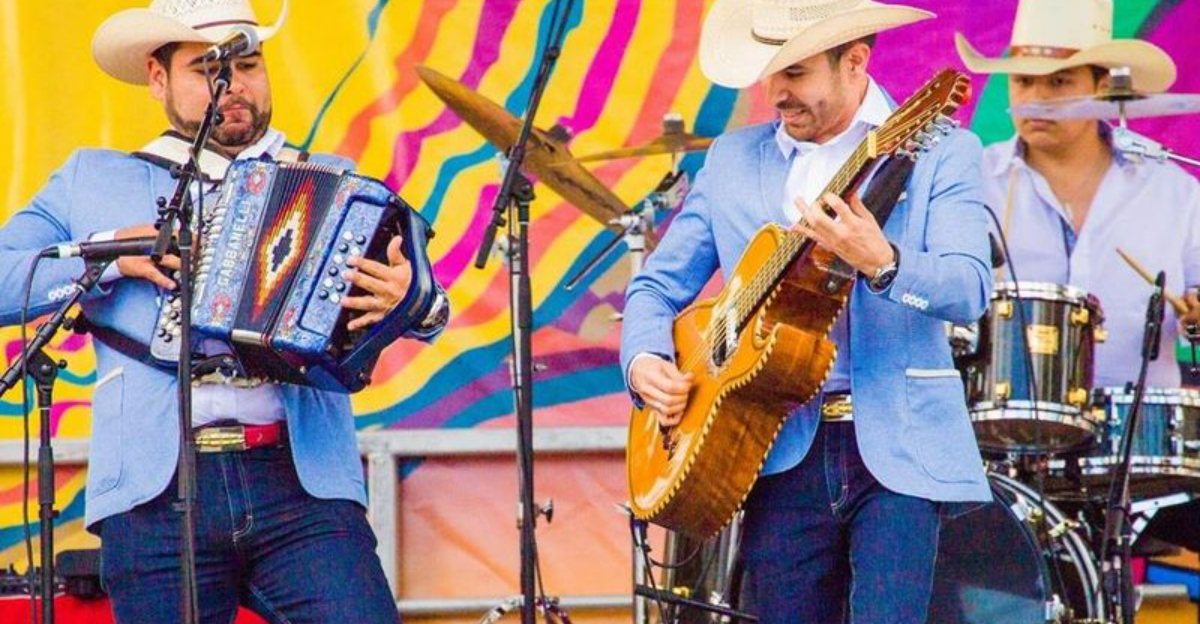 砂漠のフィエスタ：シンコ・デ・マヨのために出かける南西部の8つの町