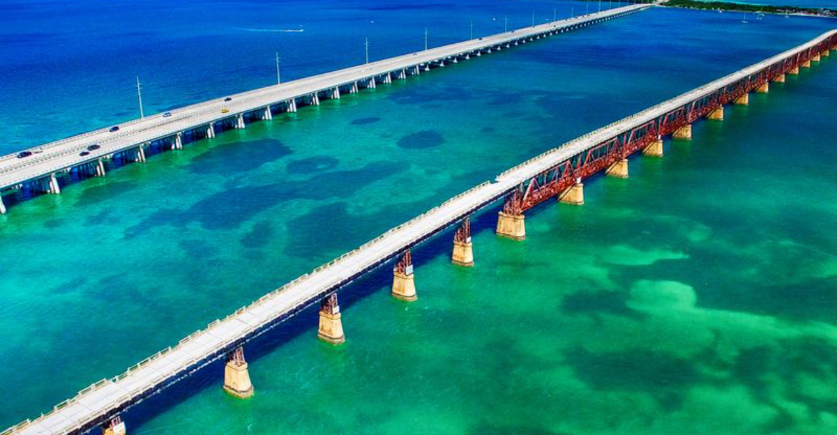 ニックネーム「The Road That Floats」：15の理由この米国の高速道路はアメリカで最も風光明媚なドライブかもしれません