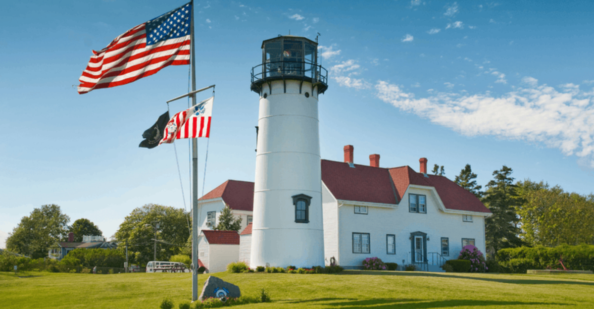 2025年の夏休みのための12の最もクールなマサチューセッツの町