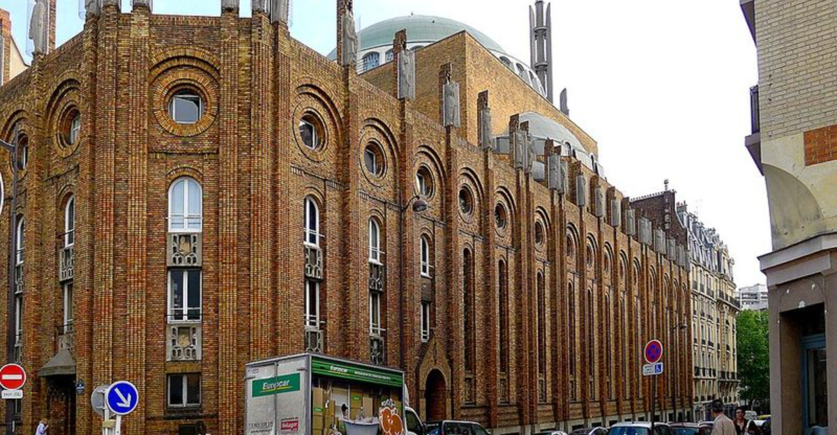 15パリの見事なアールデコのランドマークあなたは直接見る必要があります