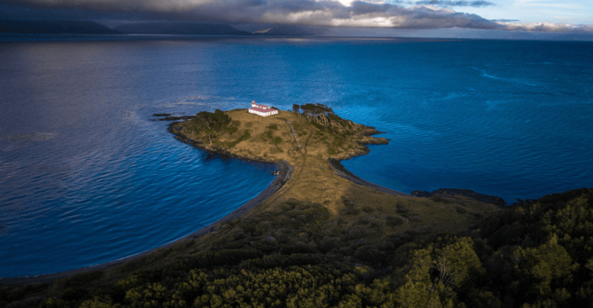 パタゴニアの野生の風景を越えて、20の画像が完璧なドライブをドライブします