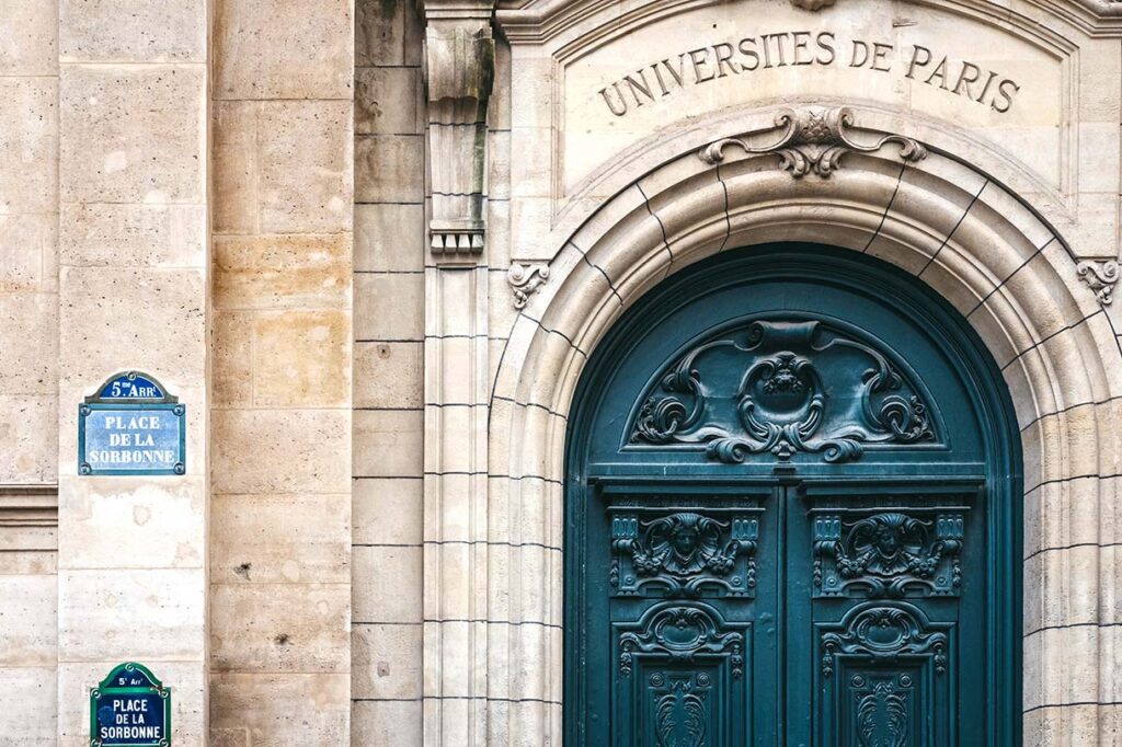 The Girls' Guide to Studying Abroad