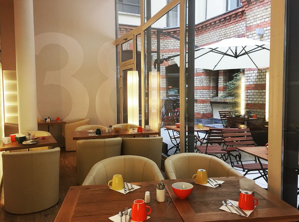 Hotel 38 Berlin Breakfast Room
